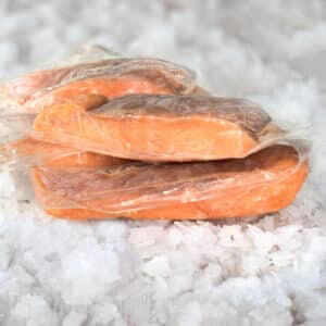 Atlanto lašiša, filė porcija 100g. (be odelės) (2 kg.)
