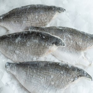 Dorada. Filė su odele  (1 kg.)